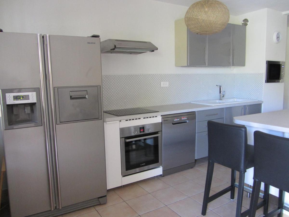 Appartement Les Cigales Rez De Jardin A 10Mn Des Plus Belles Plages Hyeres Ngoại thất bức ảnh