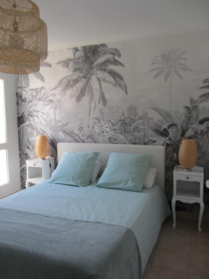 Appartement Les Cigales Rez De Jardin A 10Mn Des Plus Belles Plages Hyeres Ngoại thất bức ảnh