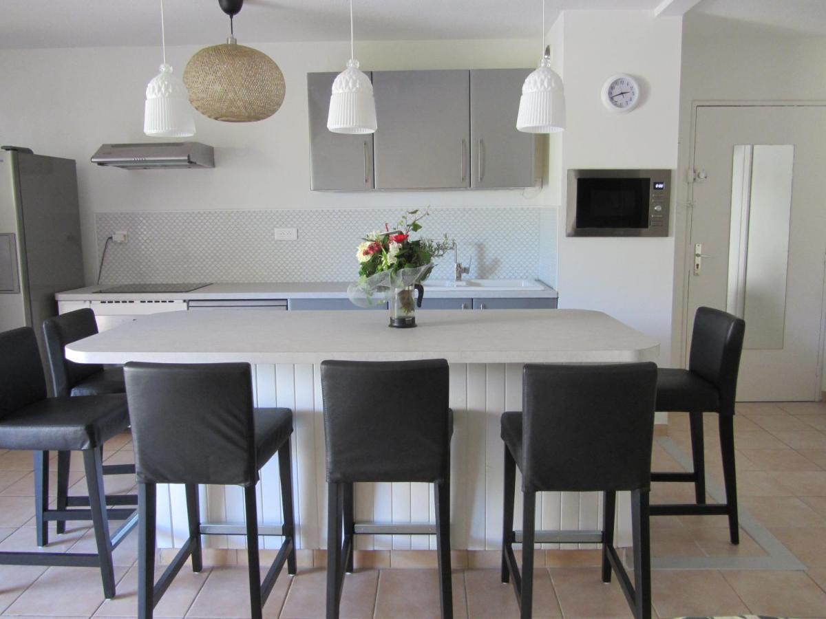 Appartement Les Cigales Rez De Jardin A 10Mn Des Plus Belles Plages Hyeres Ngoại thất bức ảnh
